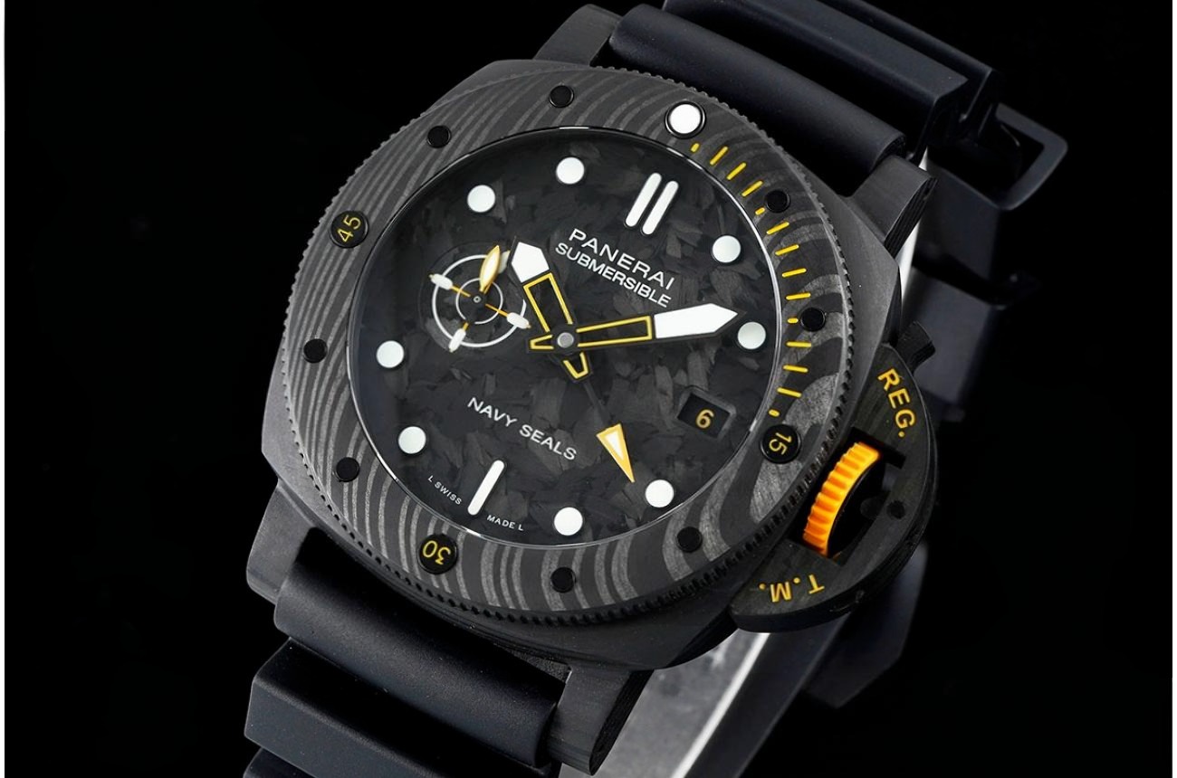 Submersible PAM1324 44mm Carbon/RU Black Dial VSF P9011