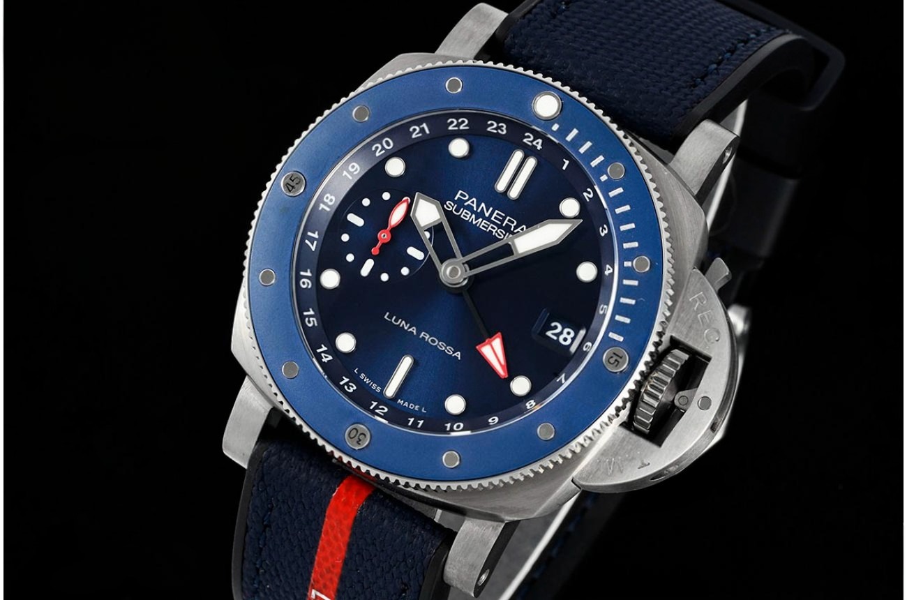 Submersible PAM1507 Luna Rossa 42mm SS/RU Blue Dial VSF P900